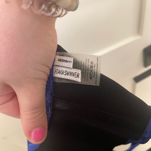 Cherry royal set top from Hoaka Swimwear in size medium++ - Picture 3 of 3